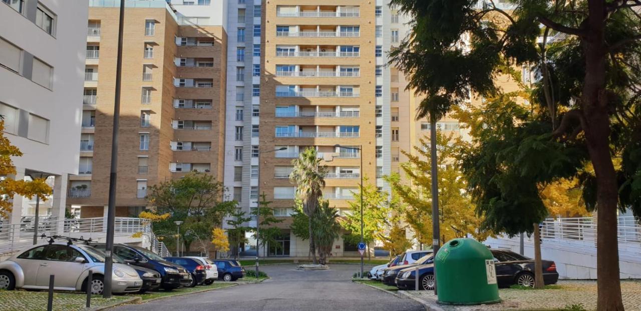 My Holiday Home In Lisbona Esterno foto